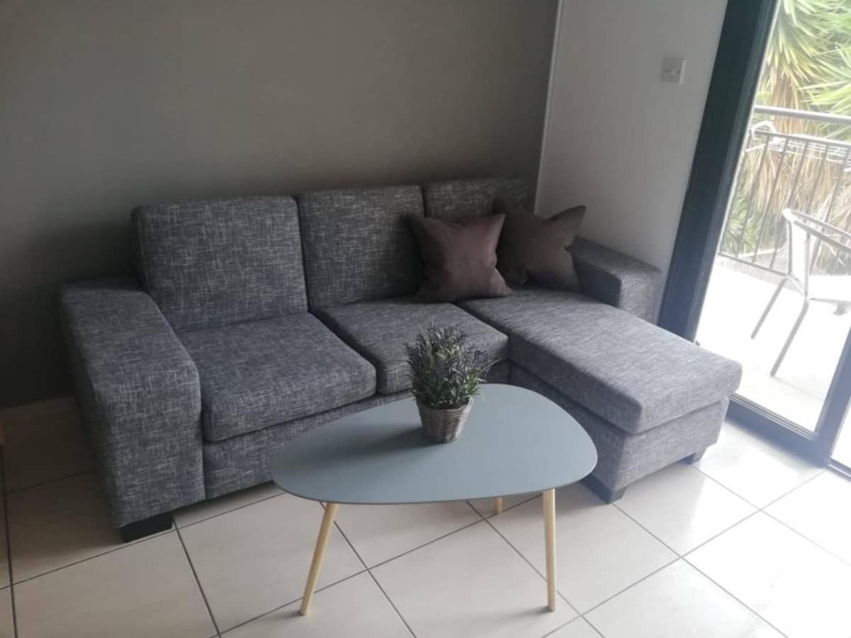 Cozy 1 Bedroom Apartment Close To The Beach Paphos Ngoại thất bức ảnh