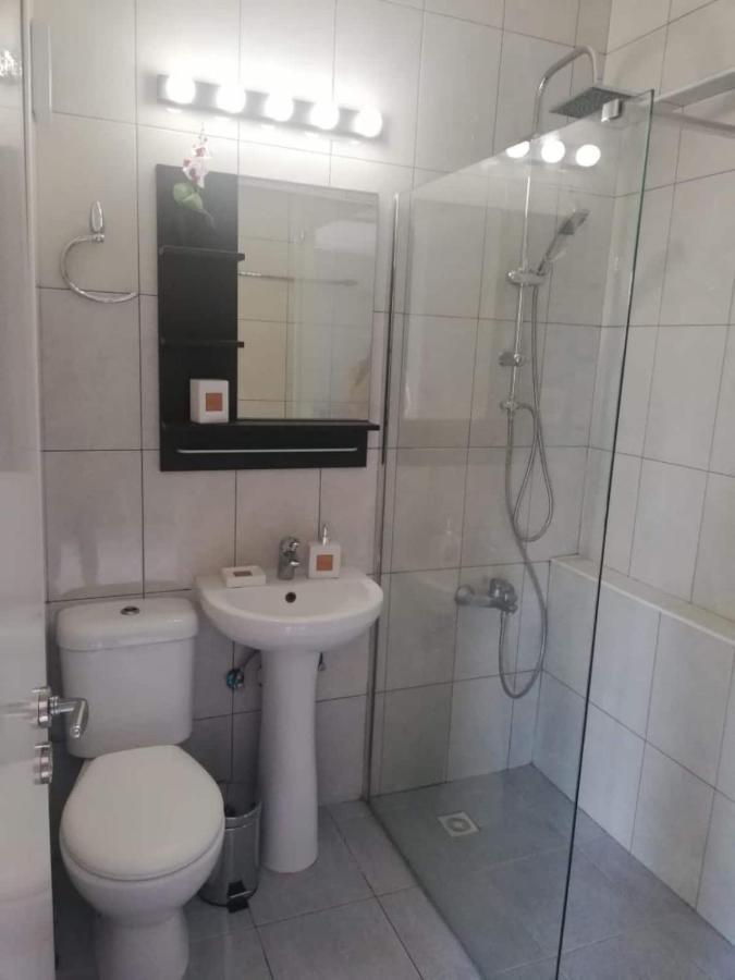 Cozy 1 Bedroom Apartment Close To The Beach Paphos Ngoại thất bức ảnh