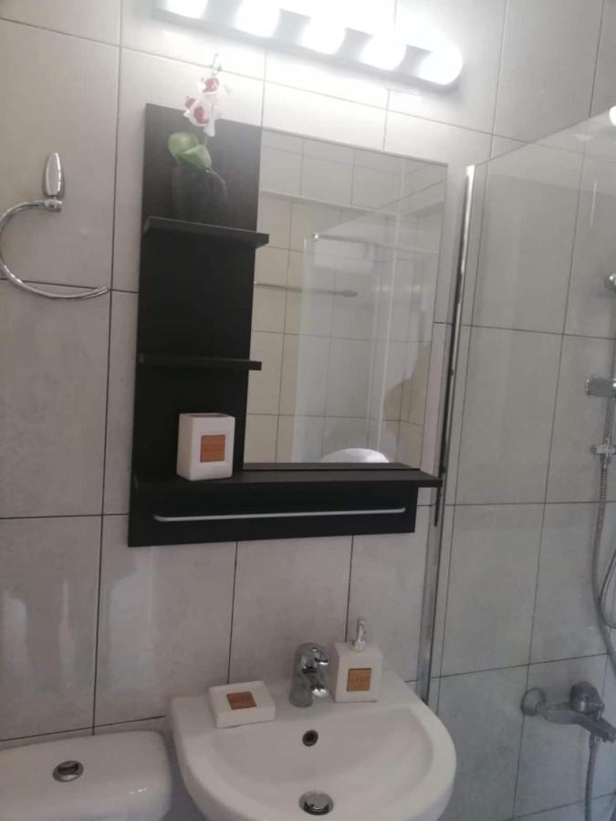 Cozy 1 Bedroom Apartment Close To The Beach Paphos Ngoại thất bức ảnh