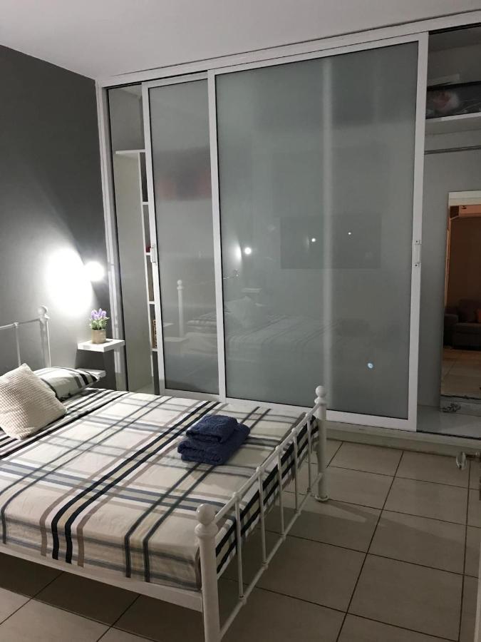 Cozy 1 Bedroom Apartment Close To The Beach Paphos Ngoại thất bức ảnh